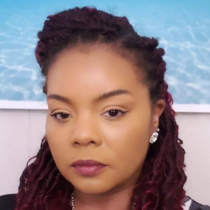 Marion Calloway Headshot